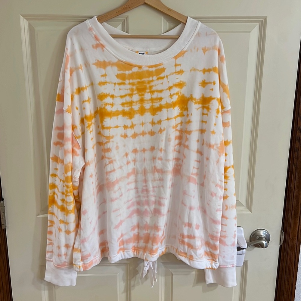 Old navy sweatshirt